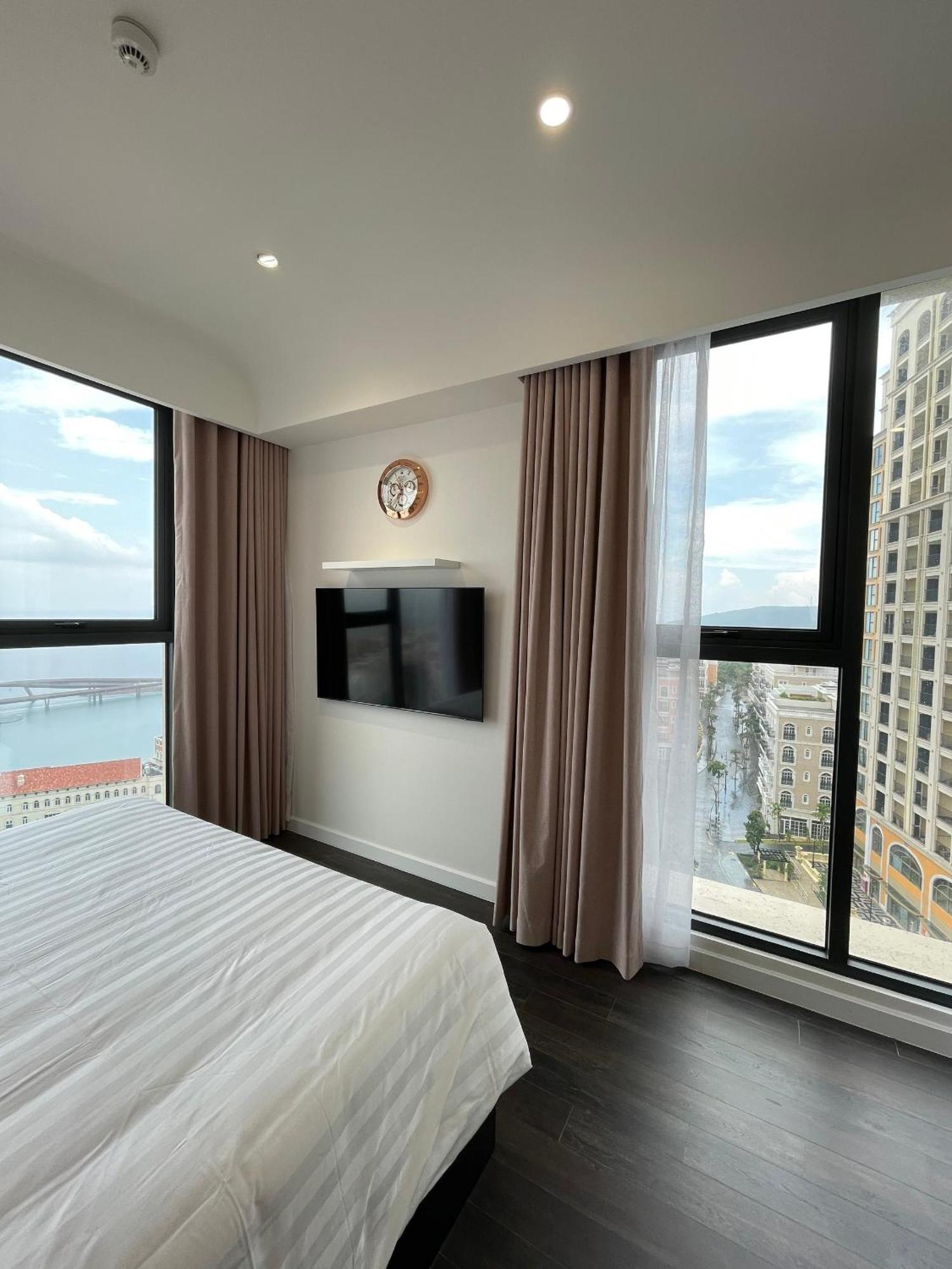 Times Corner Sorrento Boutique Hotel 富国 外观 照片
